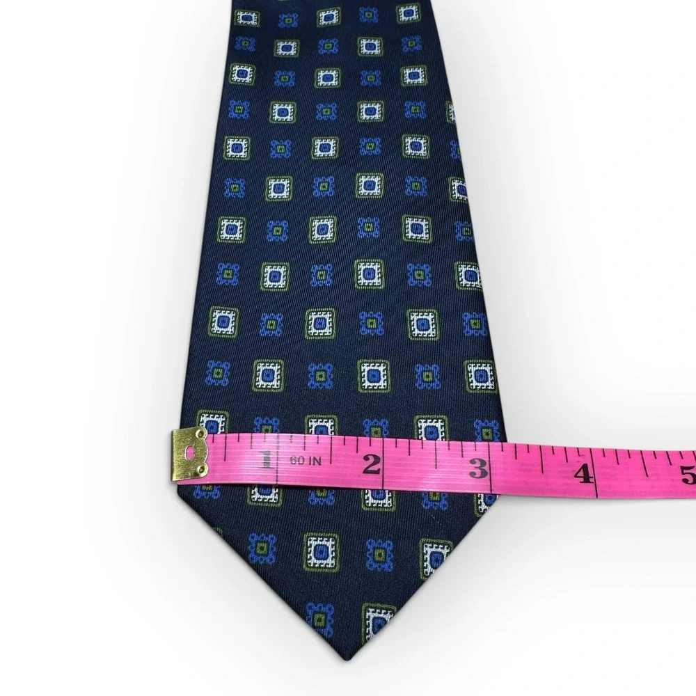 Valentino Mens Silk Tie Navy Blue Geometric Medallion Made in Italy 3.5 Inch